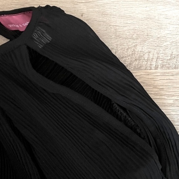 Pookie & Sebastian Accordion pleated Cutout Black Boho Peasant Blouse Size S - Picture 7 of 11